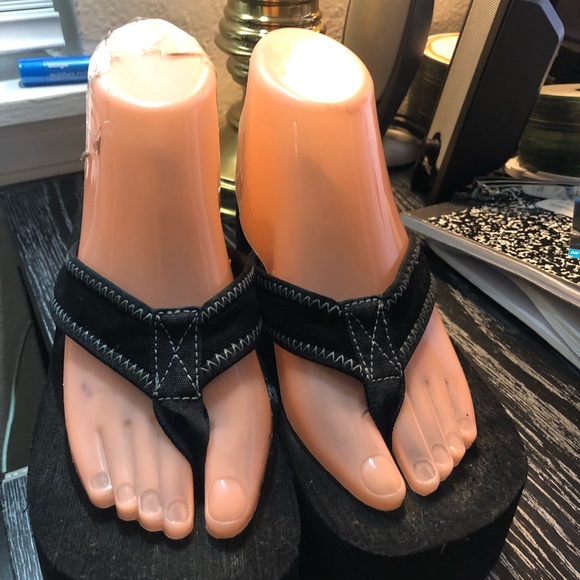 Funky Chunk Women's Black Flip Flops Platform Sandals Size 6 - Picture 10 of 14